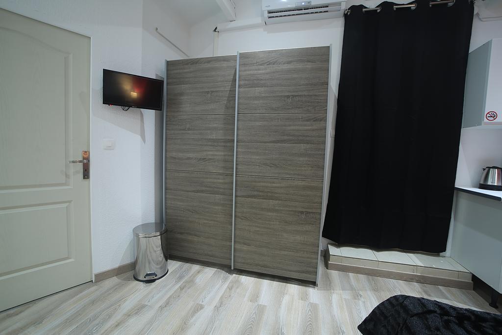 Appartamento Fp La Cigale Camaret-sur-Aigues Esterno foto